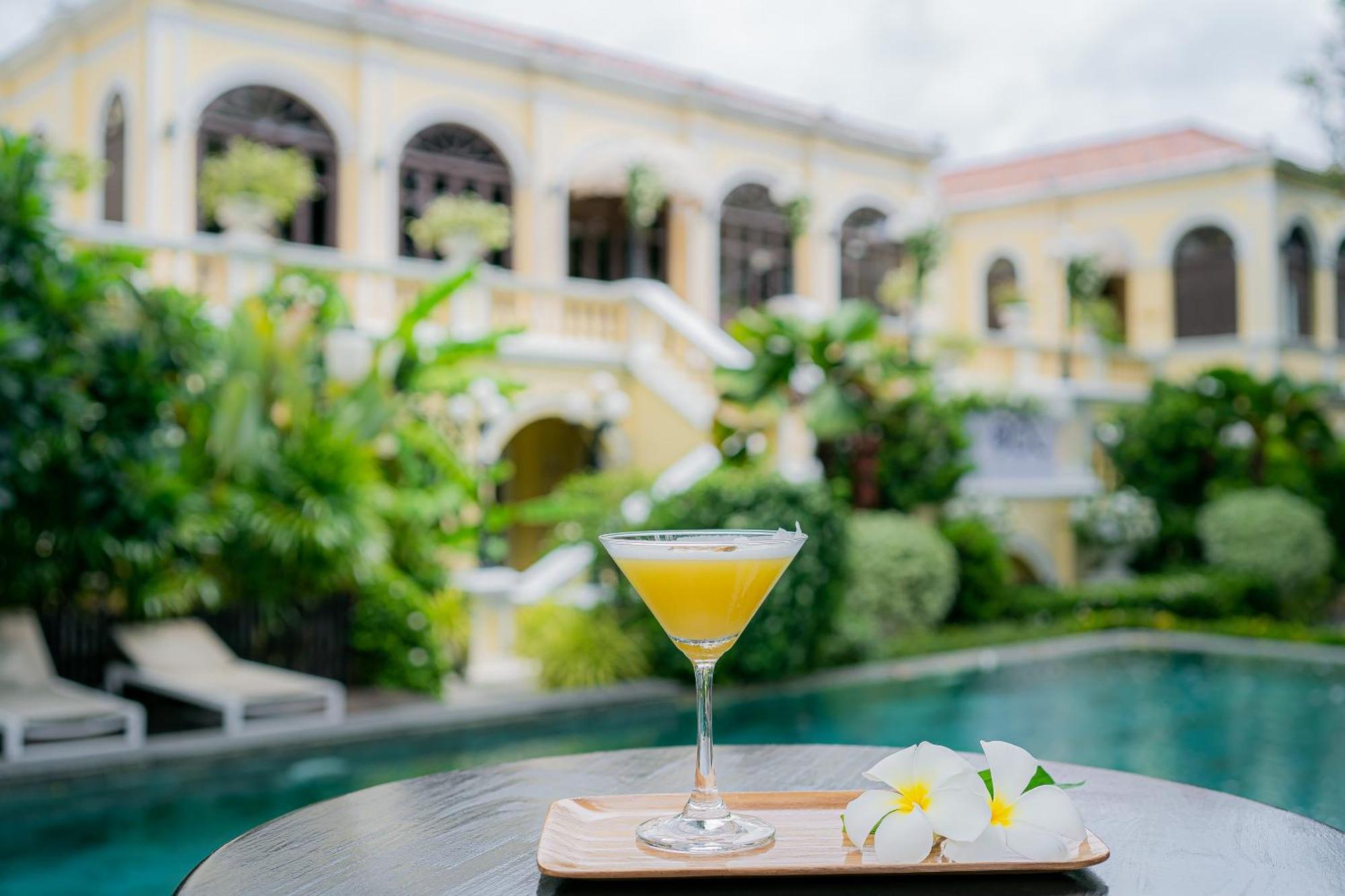Praya Palazzo (Adults Only) Hotel Bangkok Exterior photo