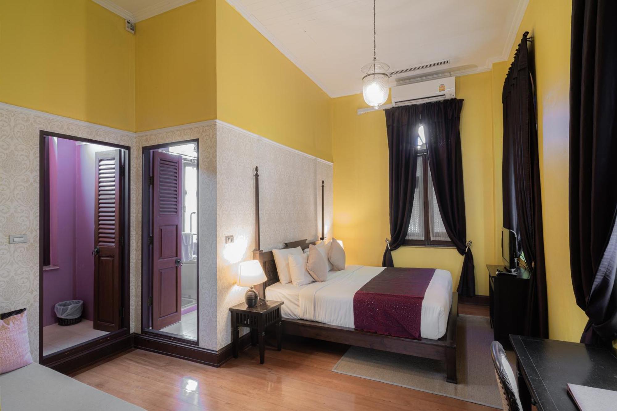 Praya Palazzo (Adults Only) Hotel Bangkok Exterior photo