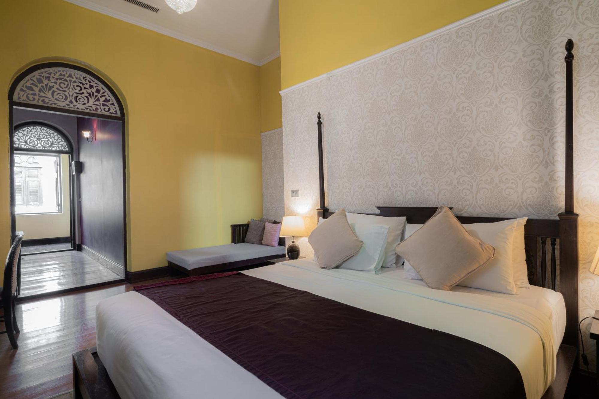 Praya Palazzo (Adults Only) Hotel Bangkok Exterior photo